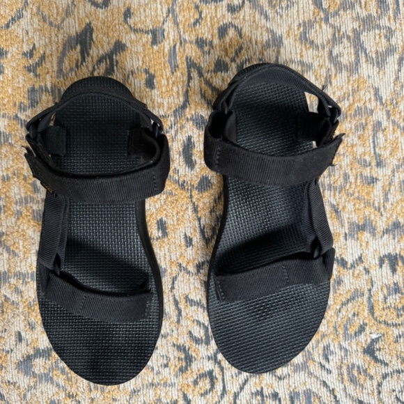 Tea Flatform Universal Sandals - Picture 2 of 2